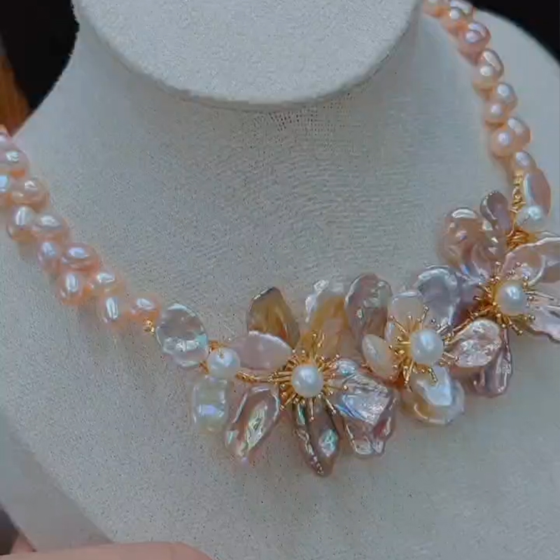 Elegant Natural Pearl Flower Necklace with Matching Earring Set Lightweight Chic Accessory for Everyday Use