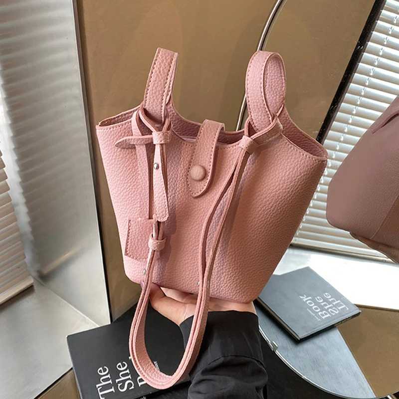 Simple Textured Small Bucket Bags for Women 2025 Trend Solid Color PU Leather Crossbody Bag Lady Fashion HandbagsXJ2520528