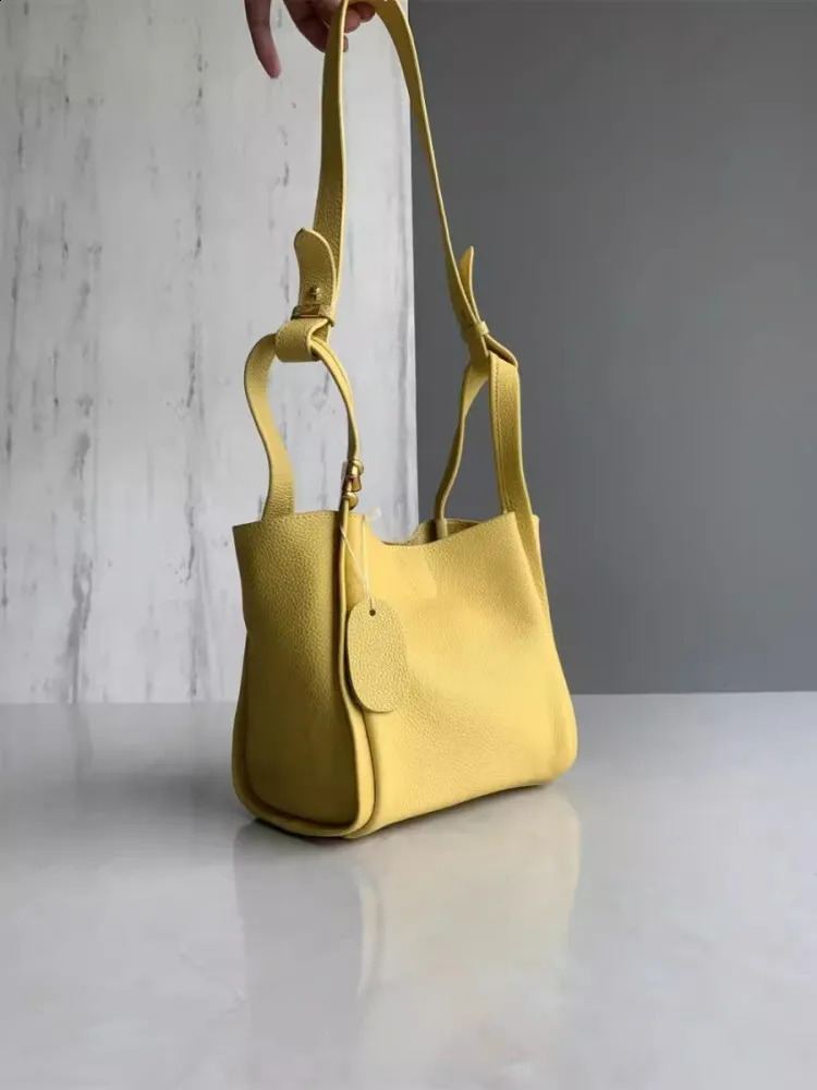 Women Casual Genuine Leather Bucket Bag Fashion Tote Handbag Office Ladies Single Shoulder Bags Solid Color Crossbody Bags 250528