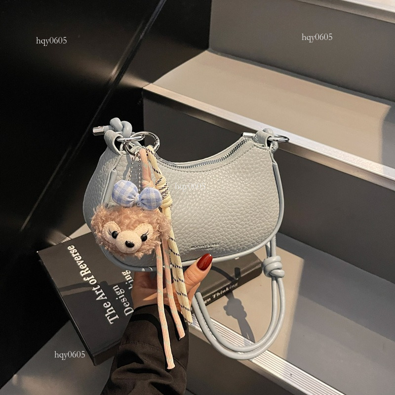 Top quality Brand High Quality New Style Free Delivery Designer Bag for Women 2025 Summer Versatile Light Luxury Underarm High-end French Niche Design