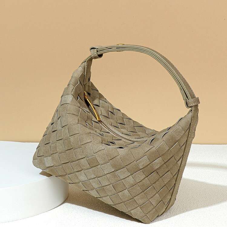 Tote Bag Braided Handbag Handwoven Niche Design High End New Lunch Box Fashion Matte Shoulder Handbag Solid Color Crossbody Bag Shoulder Bag