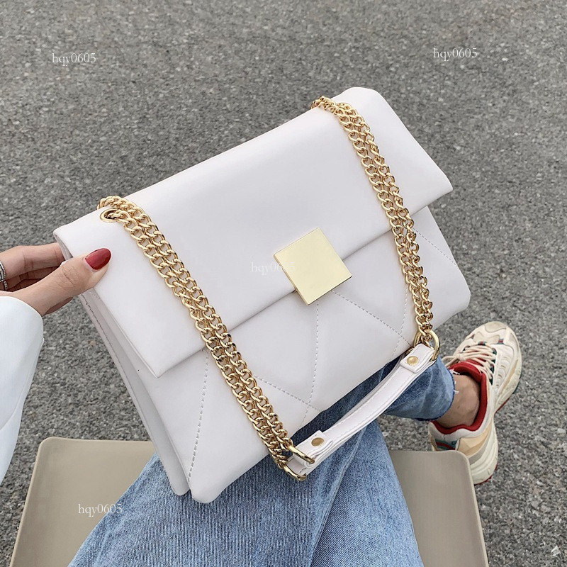 Top quality Brand High Quality New Style Free Delivery Designer Bag Red Wedding for Bride 2025 High-end Bridesmaid Shoulder Crossbody Light Luxury