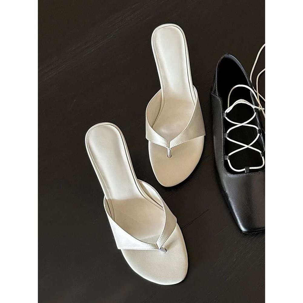 Cowhide Version ~ French Style Elegant Thin Toe Clip for Women Outdoor 2025 Summer New High Heel Sandals