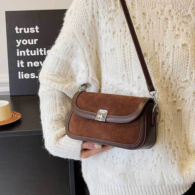 Fashionable texture 2023 new women's autumn and winter popular versatile crossbody single shoulder underarm small square bag
