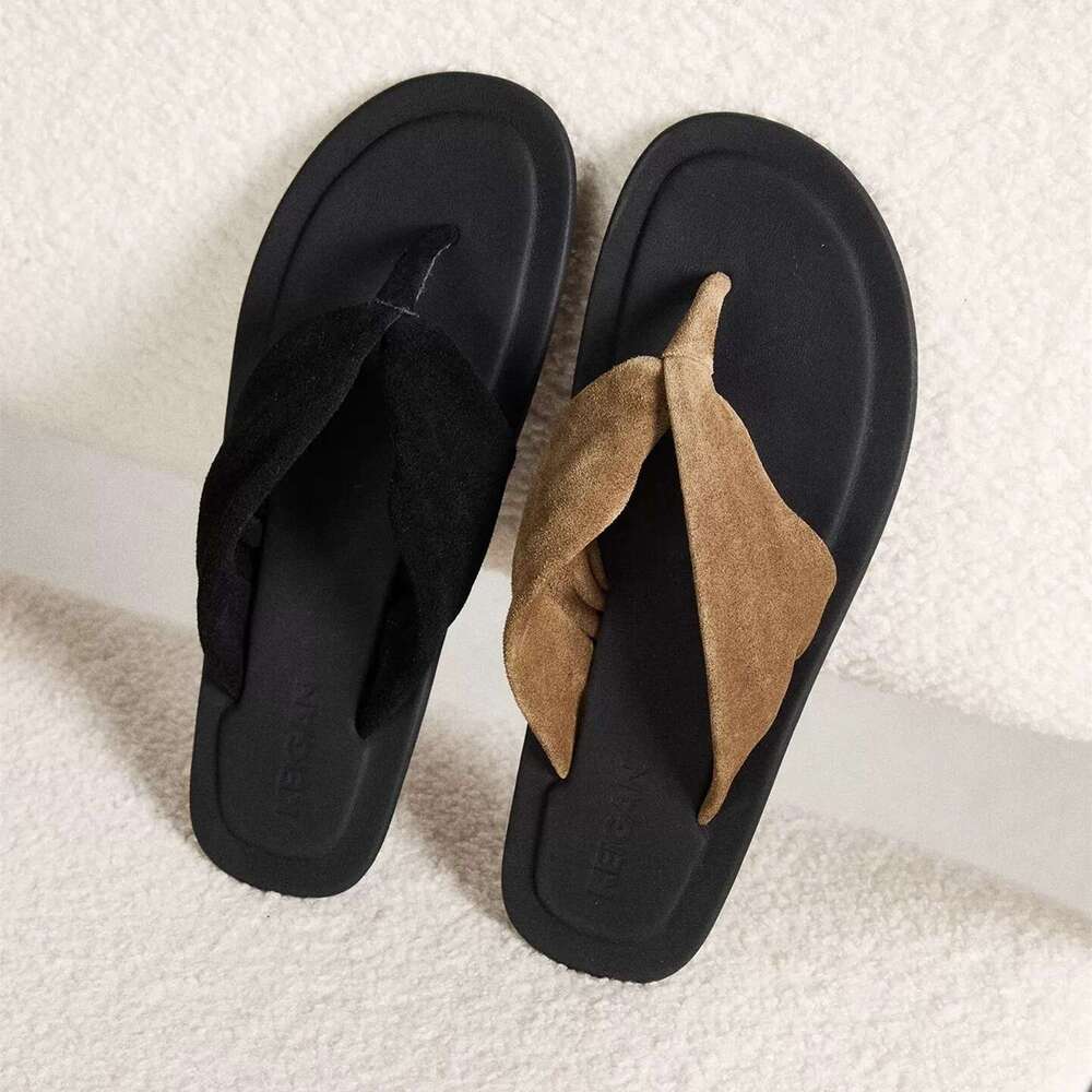 Sheepskin Version ~ Niche Toe-Post Flip-Flops for Women, Outdoor Wear, 2025 Summer New Fashion Flat Sandals
