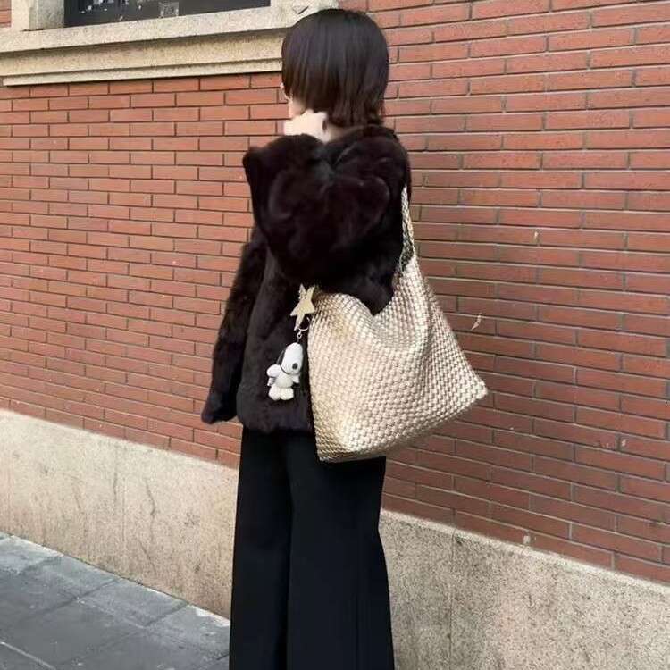 Tote Bag Braided Handbag Trendy Live Champagne Color Woven Tote For Women Large Capacity Genuine Leather Handbag Shoulder Bucket Bag Shoulder Bag