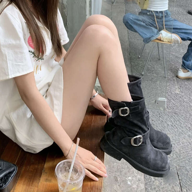 Suede Round Toe Thick Sole British Style Martin Western Cowboy Women 2024 New Belt Buckle Mid-Calf Short Boots