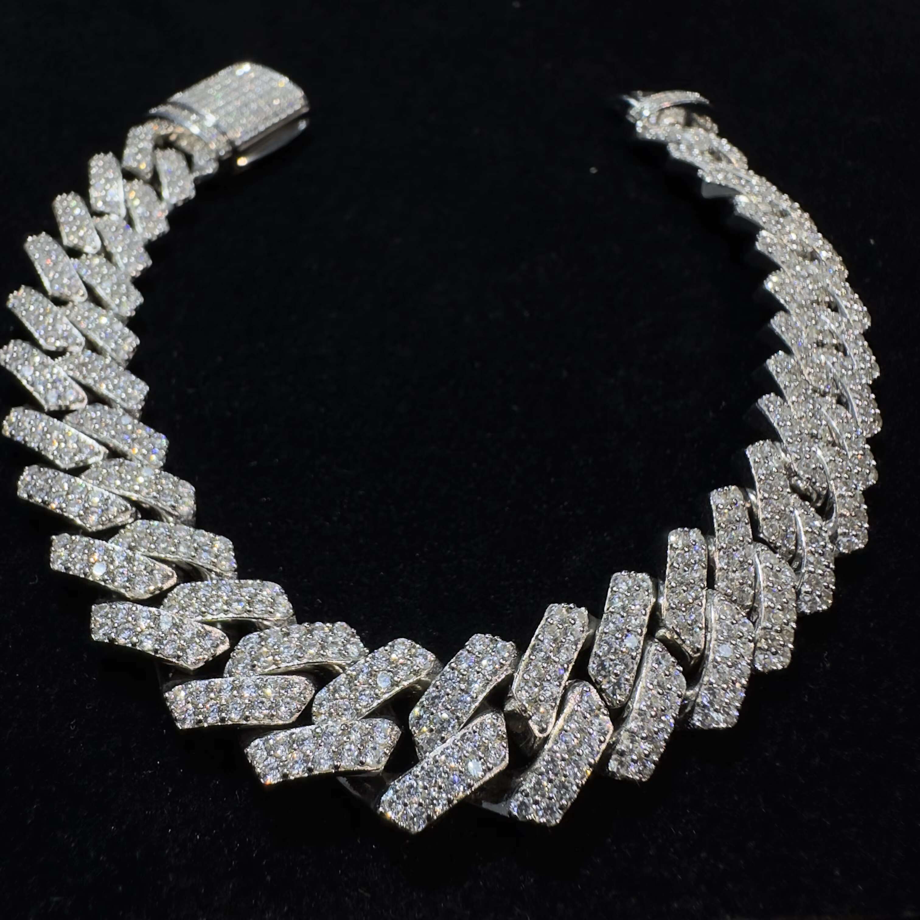 18mm Customizable Double Row Cuban Link Chain Hip Hop Mens Rapper Diamond Pendant Necklace VVS Moissanite Available 18MM