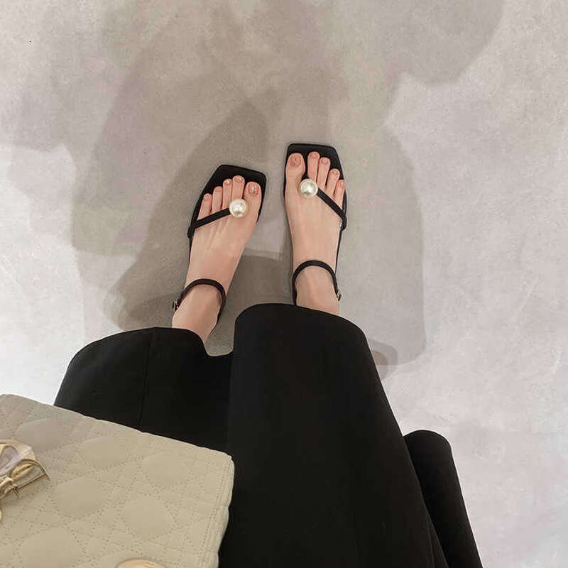Su Yinyin Midsummer Moonlight Tot*e Square Toe Pearl Flip-Flops Toe-Post Chunky Heel Buckle Flat Sandals