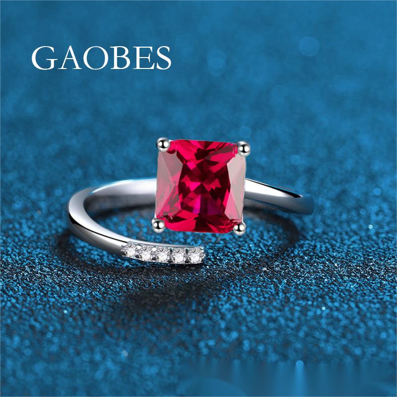 Fashionable S925 Sterling Silver Adjustable Green and Red Nano Zircon Ring for Women, Simple and Elegant Open Ring Design
