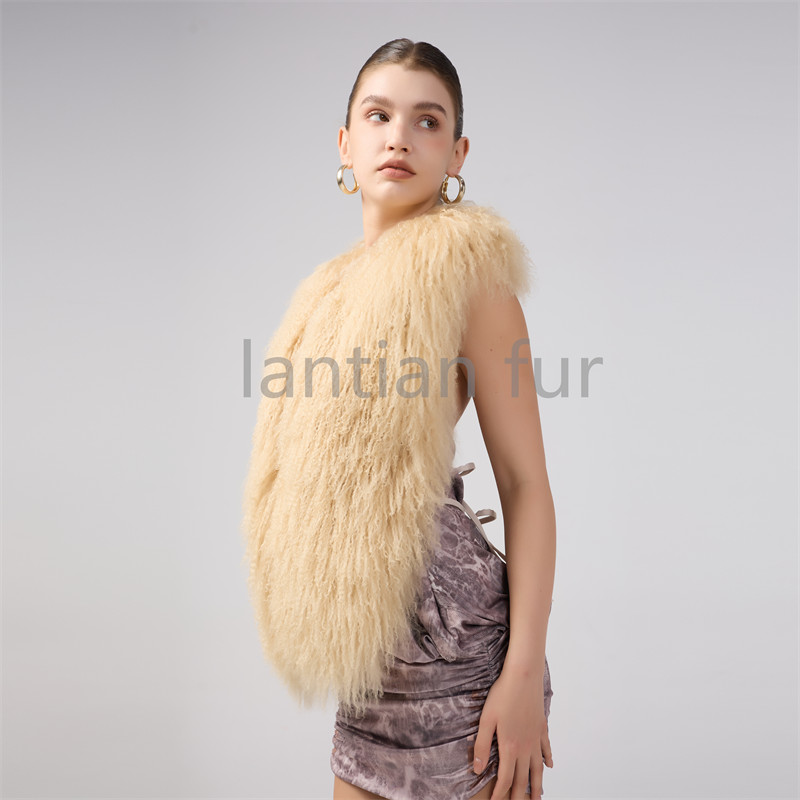 New Spice MongolianSheepskin Fur lady Vest Autumn And Winter Sexy Big Back Hair Collar Halter Top