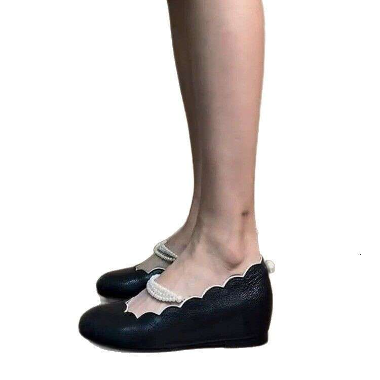 Genuine Leather French Style Round Toe Pearl Strap Mary Jane for Women 2025 Spring Versatile Shallow Mouth Hidden Heel Single Shoes
