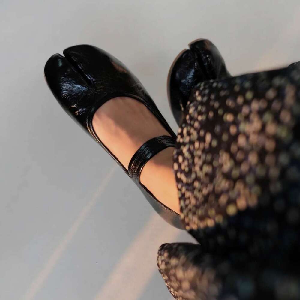 Genuine Leather Niche Pig Trotter Split Toe Flat Mary Jane for Women Summer Autumn Versatile Shallow Ballet Shoes