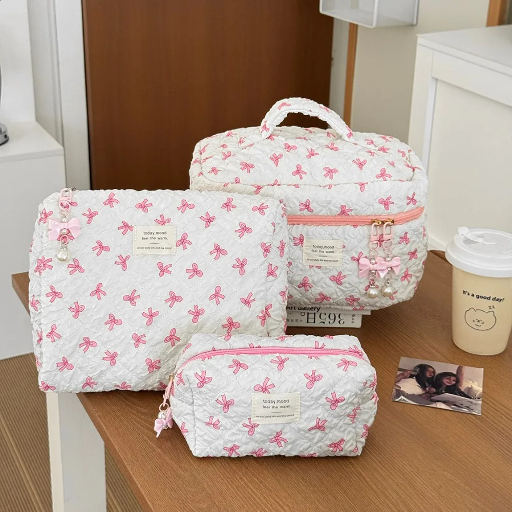 Fashion Ins Pink Bow Quilted Cosmetic Bag Large Capacity Travel Makeup Storage Pouch Handbag Women Zipper Small Bag 250528
