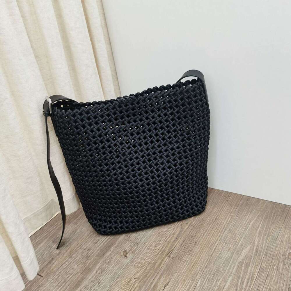 Tote Bag New Niche Woven Crossbody Travel Vacation Style Handbag Shoulder High End Handmade Straw Bag For Women Shoulder Bag Braided Handbag