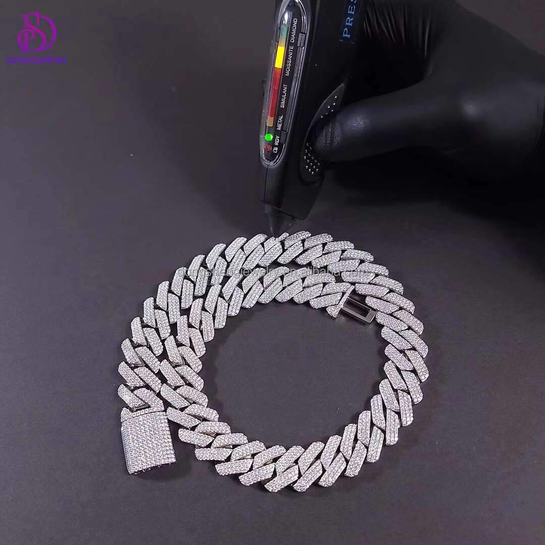 Custom Fine Jewelry 18mm 20mm Hiphop Necklace 925 Sterling Silver Ice Out Vvs Moissanite Diamond Cuban Link Chain
