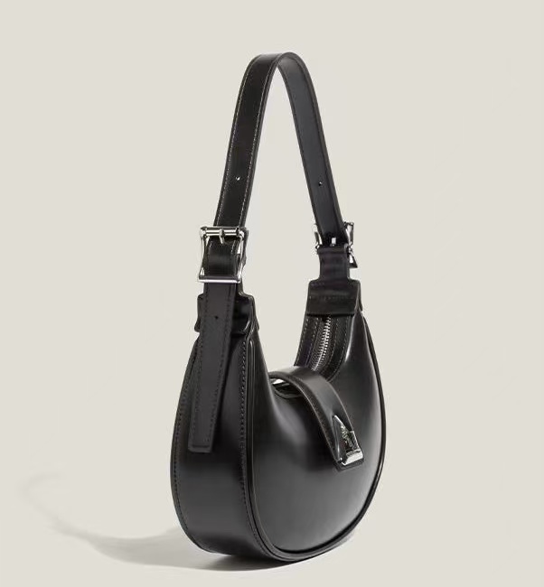 Casual luxury Designer Bag Hot Totes Bags Free Shipping Shoulder Bags New Daily Handbag Fashionable Letter Daily Flap for Women Designer Shoulder hand