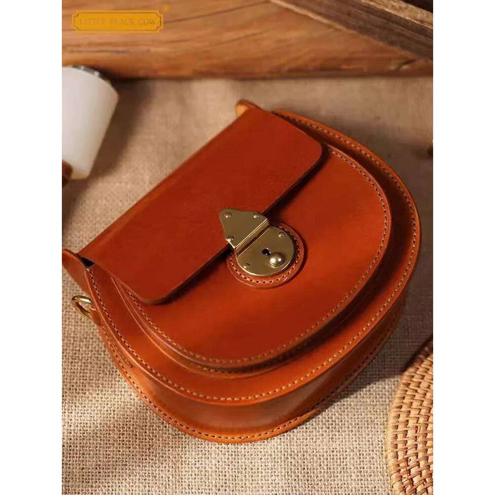 Fashion Women Oil Wax Cowhide Genuine Leather Saddle Small Pouch Flap Strap Crossbody Bags Casual Vintage Mini Shoulder Bag
