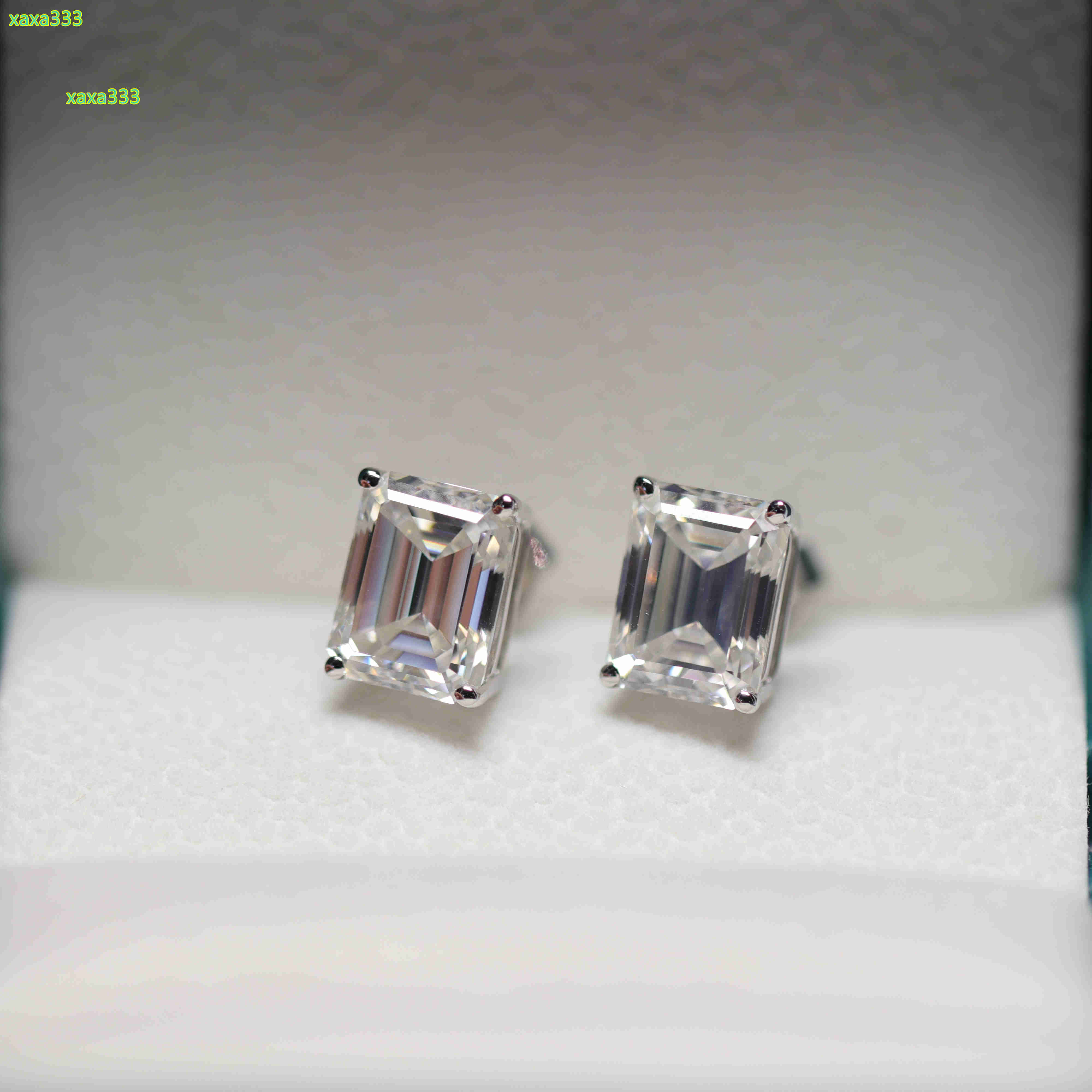 Fancy Earrings for Women Fashion 14k Emerald Moissanite Earring Hoop Gold Vvs 3ct Emerald Cut Diamond Studs Jewelry