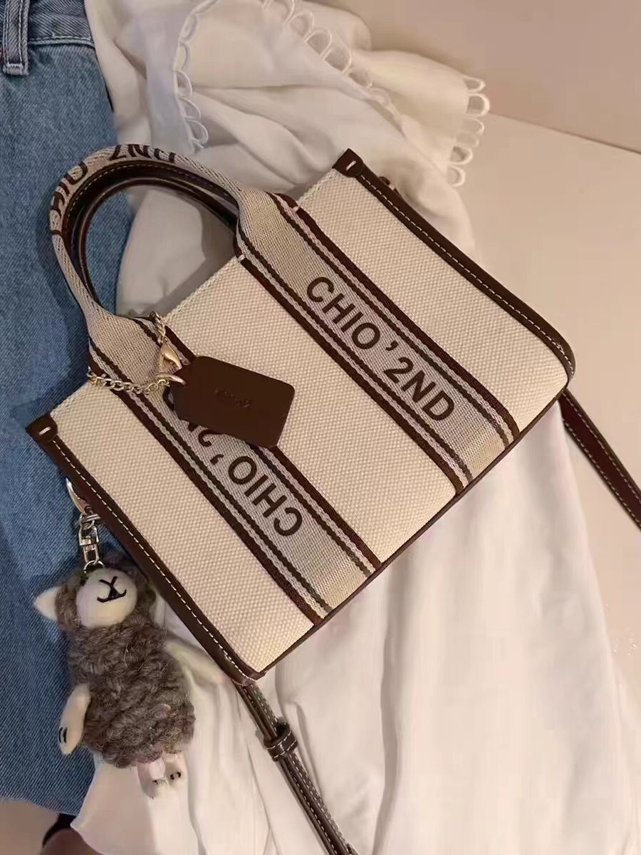 Free Shipping Designer Bag Nanfeng Chio2nd London Bookstore Small Tote Bag For Women 2025 New Commuter Handbag Single Shoulder Crossbody Bag