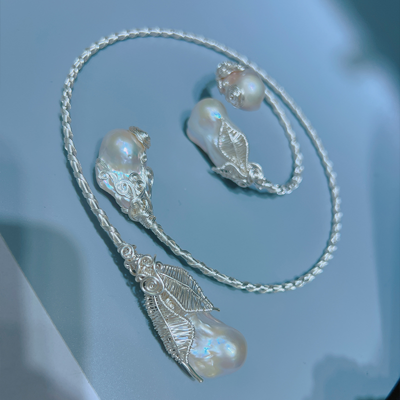 Chic Lightweight Pearls Jewelry Combo Featuring Stylish Design for an Elegant Look