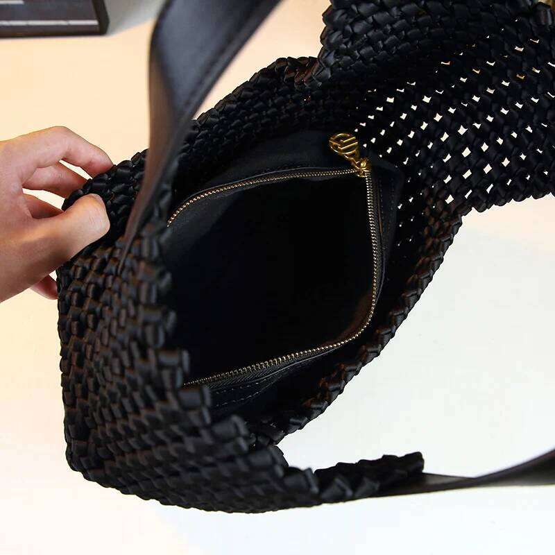 New Women's Hollow Woven Handbag Fashion Casual Commuter Mother-Child Basket Style Single Shoulder Underarm Trendy Bag