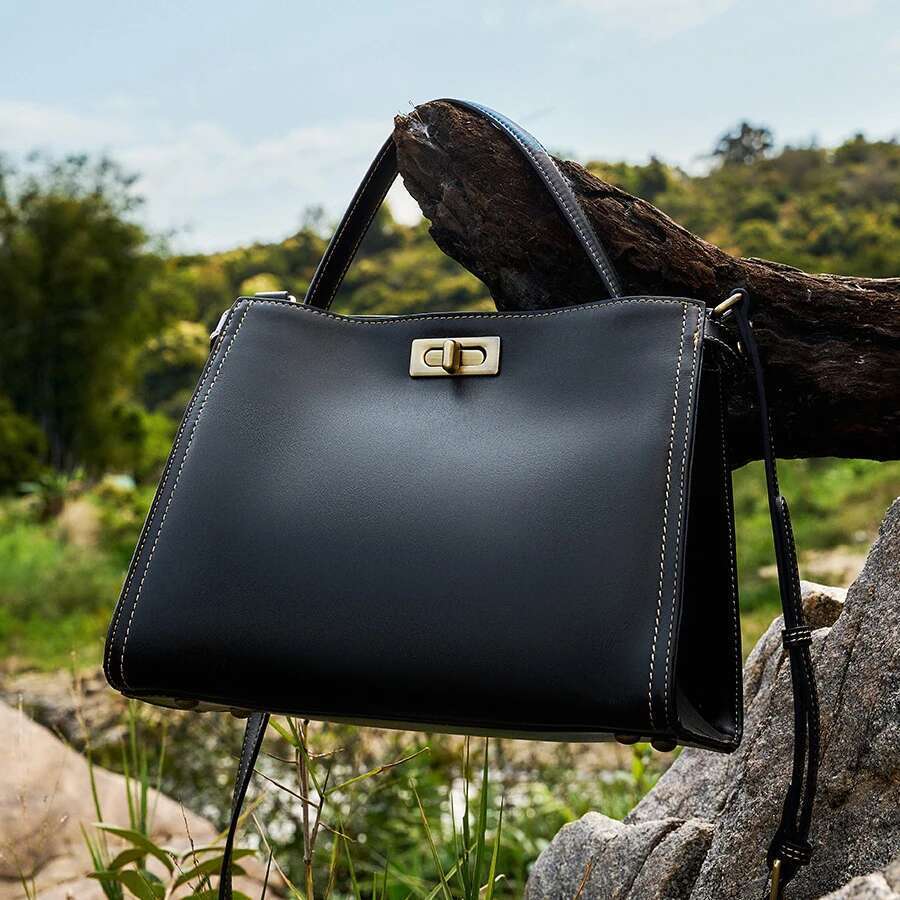 First Layer Cowhide 2025 New Vintage Large Capacity High-End One-Shoulder Crossbody Bag Women's Genuine Leather Handbag