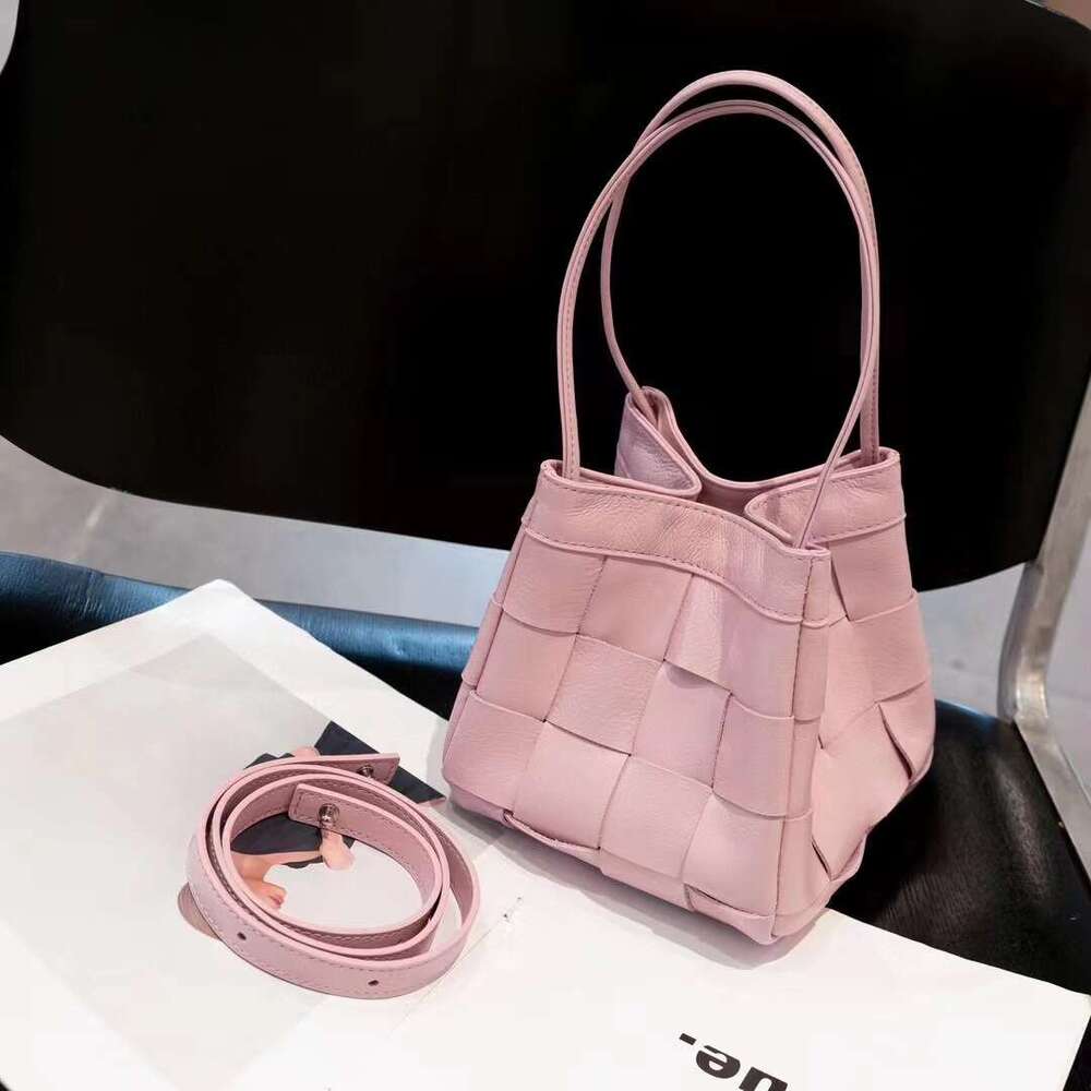 Tote Bag Braided Handbag Summer Textured Genuine Leather Woven Bucket Stylish Fashion Wing Top Layer Cowhide Mini Women S Underarm Bag Shoulder Bag