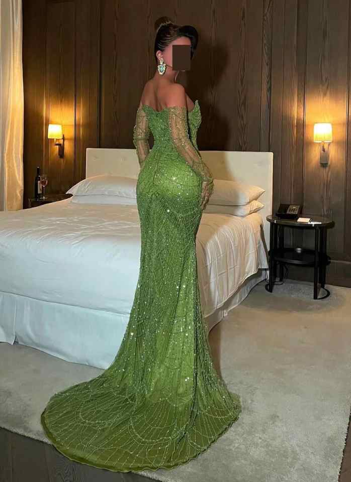 Vintage Evening Dresses For Women Strapless Sleeveless Gown Sequins Beaded Sweep Train Dress Party Customized Dress