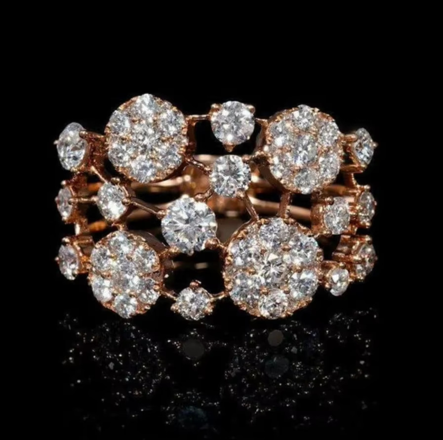 Elegant Ladies Rose Gold Diamond Rings with Stylish Design IGI Certified Diamonds