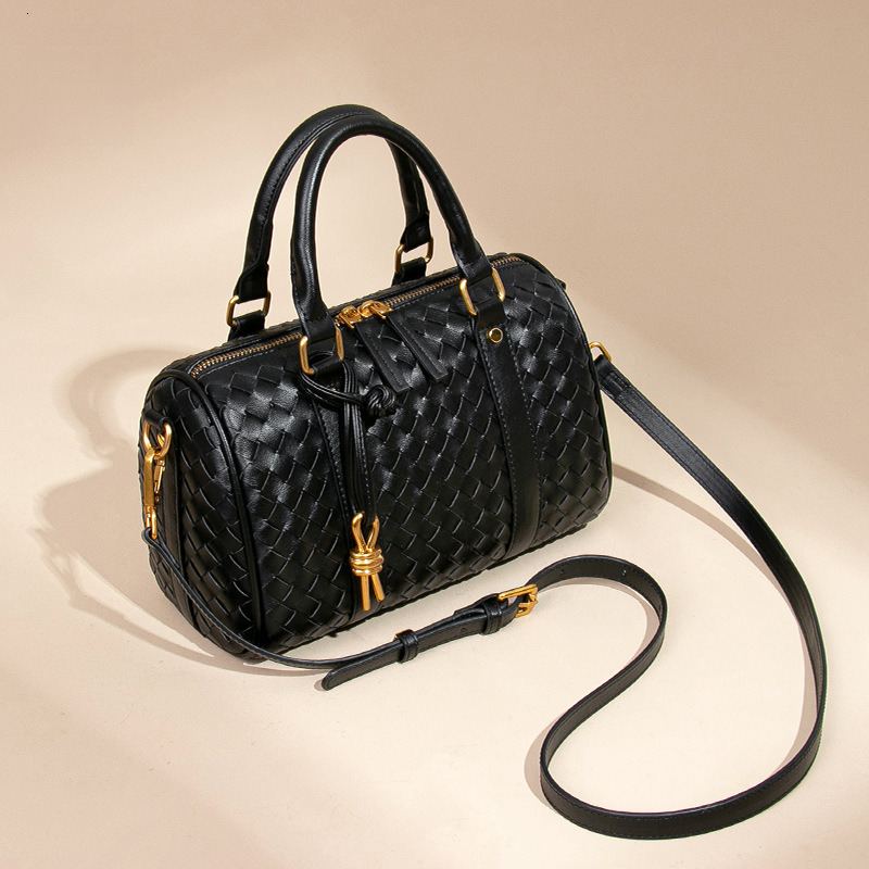 Unique High-End Handbag Practical Versatile Shoulder Crossbody Handwoven Women's Boston Pillow Bag