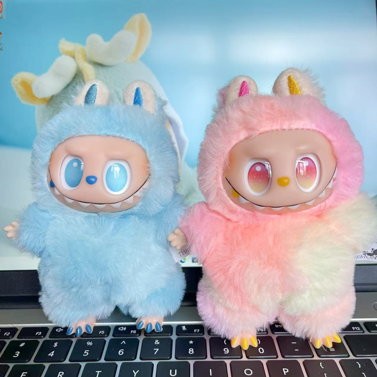 Labubu Vinyl Plush Dolls - Special Edition Blind Box Set with Three Generations 1box 6PCS