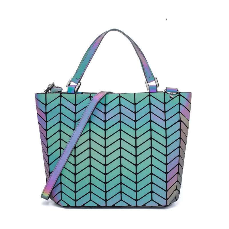 Hot Selling Luminous Reflective Bag Geometric Tote Shoulder Bags For Women Plain Folding Handbags Sac A Main Female Bolsas Designer Bags