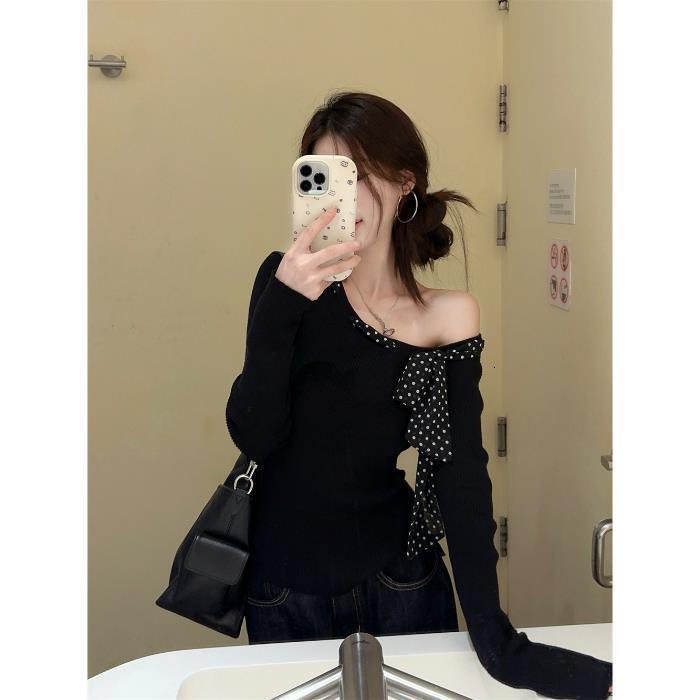 2025 New Dot Bow Diagonal Knitted Bottom Shirt For Women Off The Shoulder Fashion Designer Sweet And Spicy Short Top Designer Knitted Shirt