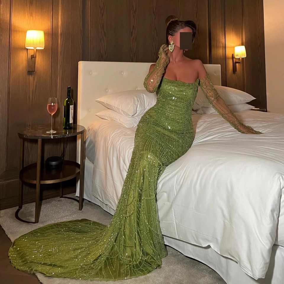 Vintage Evening Dresses For Women Strapless Sleeveless Gown Sequins Beaded Sweep Train Dress Party Customized Dress