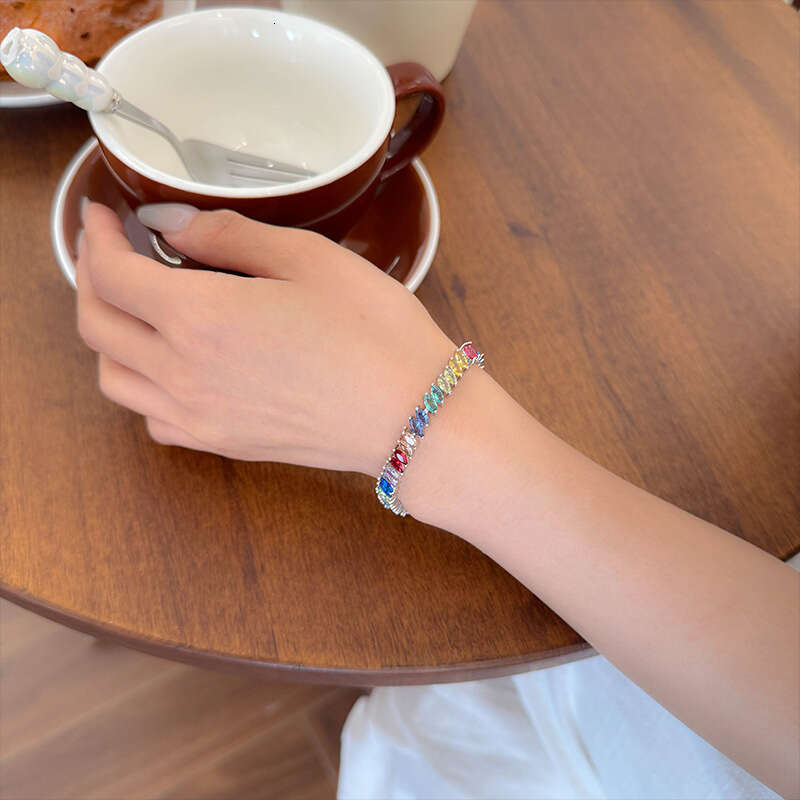 Fashion Colorful Zircon for Women Gentle Temperament High-end Light Bracelet Super Shiny Sweet Versatile Jewelry