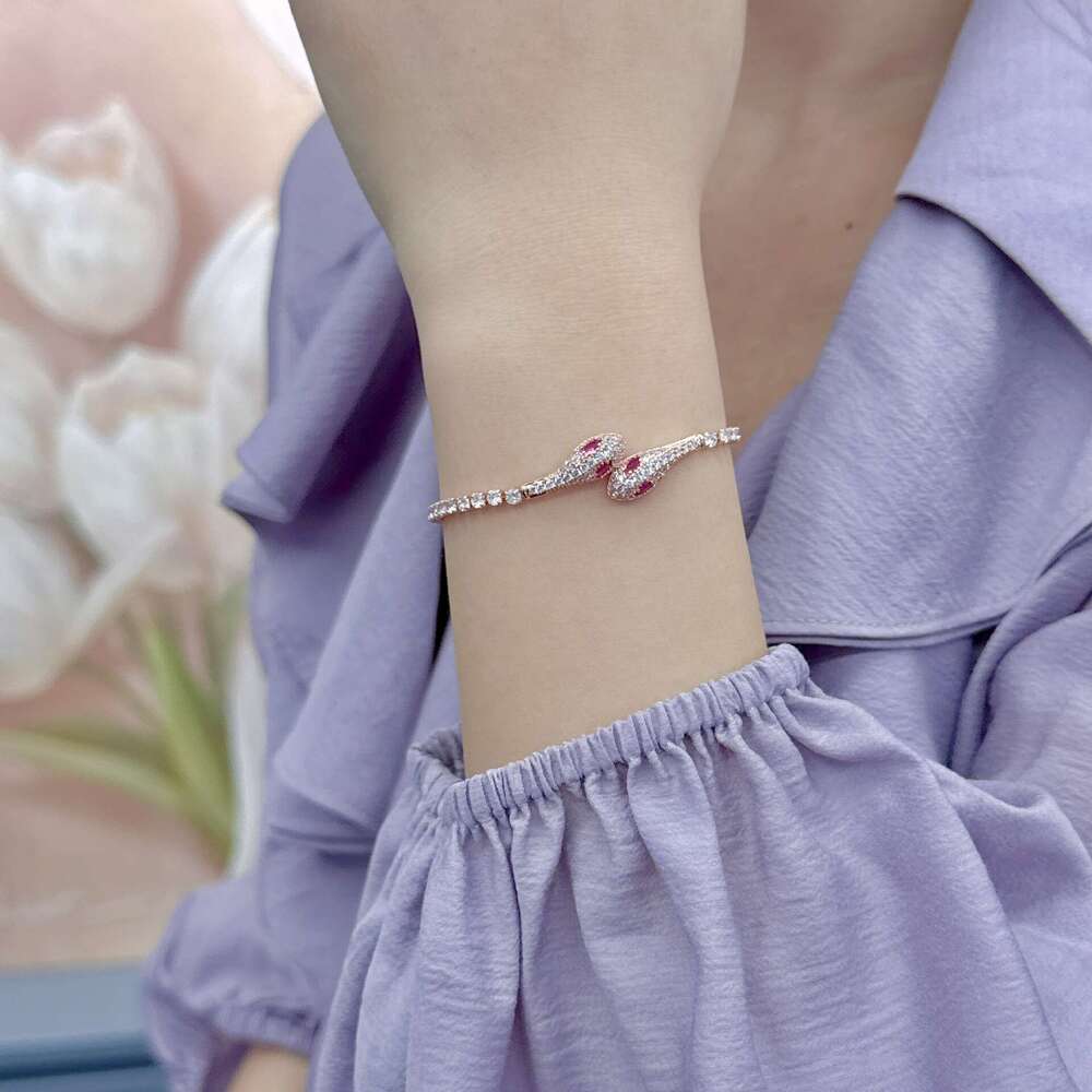 Snake-Shaped with Micro-Paved Zircon, High-End Exquisite Adjustable Pull-Out Temperament Jewelry, Zodiac Year Bracelet