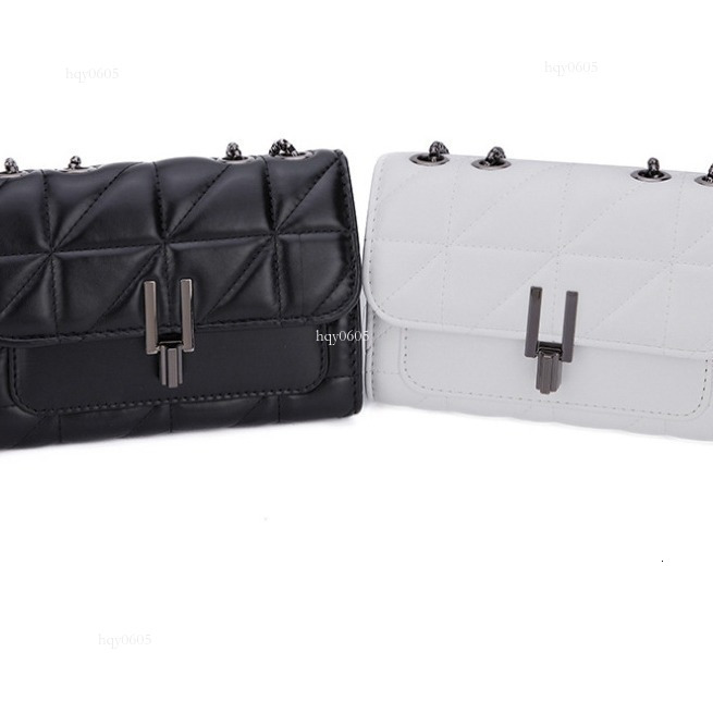Top quality Brand High Quality New Style Free Delivery Designer Bag Women's Versatile Chain 2024 High-End Fashion Shoulder Light Luxury Quilted E