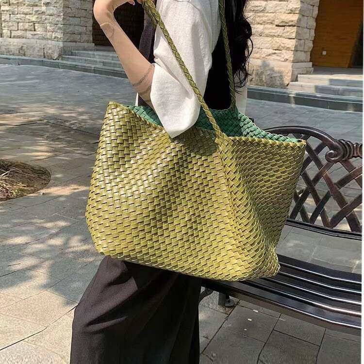 Tote Bag Braided Handbag Genuine Leather Niche Handwoven Bucket Large Capacity Tote For Women Handheld Shoulder Underarm Beach Bag Shoulder Bag