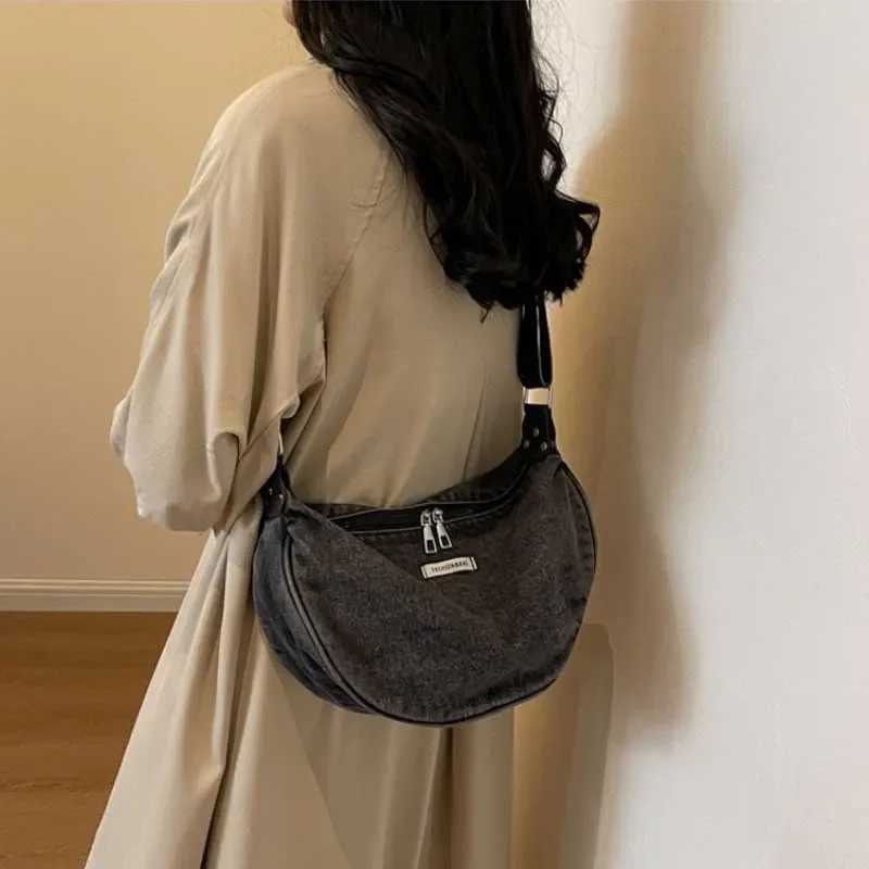 Women Denim Bag Large Capacity Strap Adjustable Crossbody Sling Bag Vintage Messenger Bags Casual Shopper Bags 2024 Shoulder Bag XJ250604