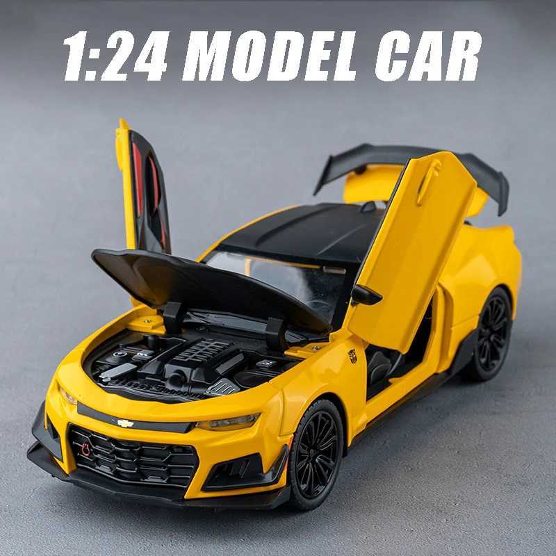 1 24 Camaro Alloy Sports Car Model Diecast Simulation Model Collection Hobbies Decoration Boutique Ornament Gift for Boyfriend R250528