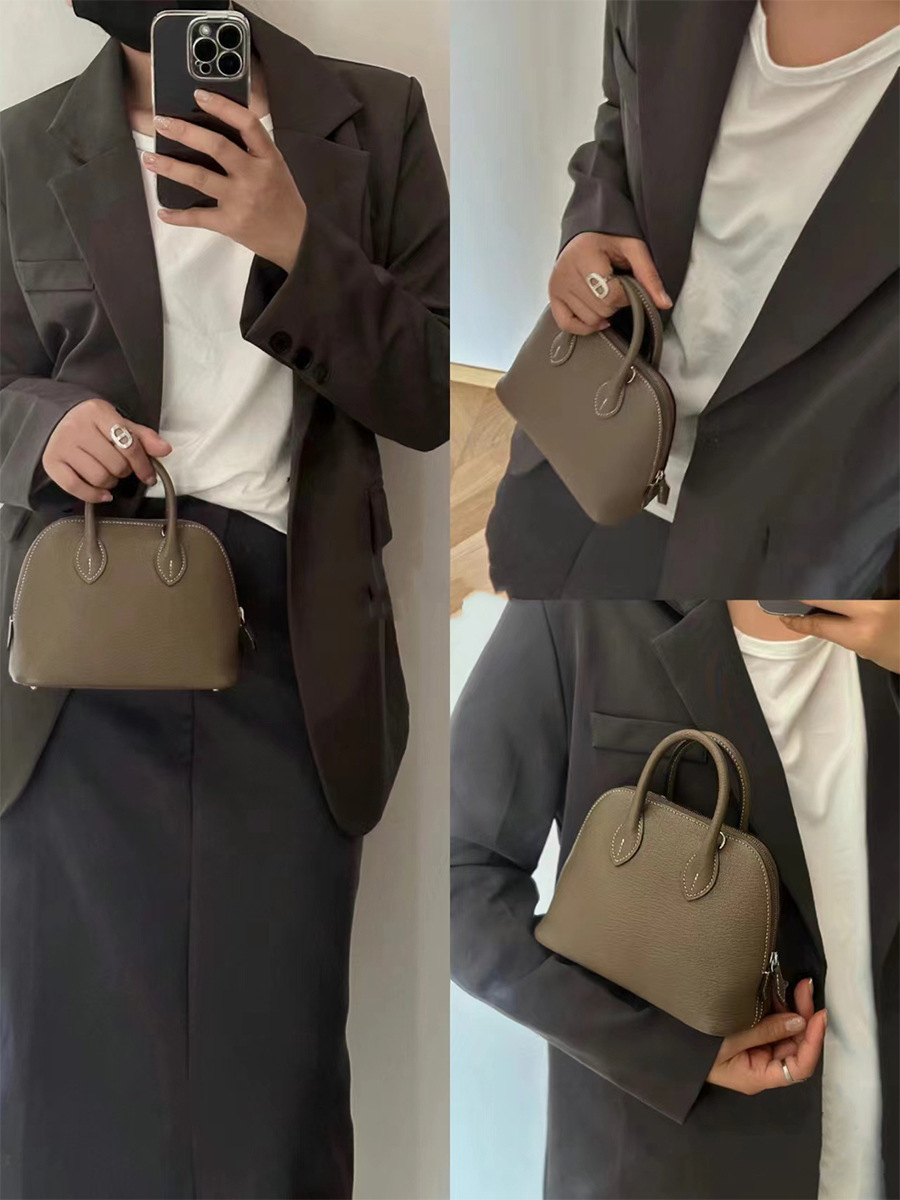 2025 Crossbody Designer Fall and Winter New Shell Bag Handbags Large Capacity Shopping Tote Real Leather Top Handle Bag