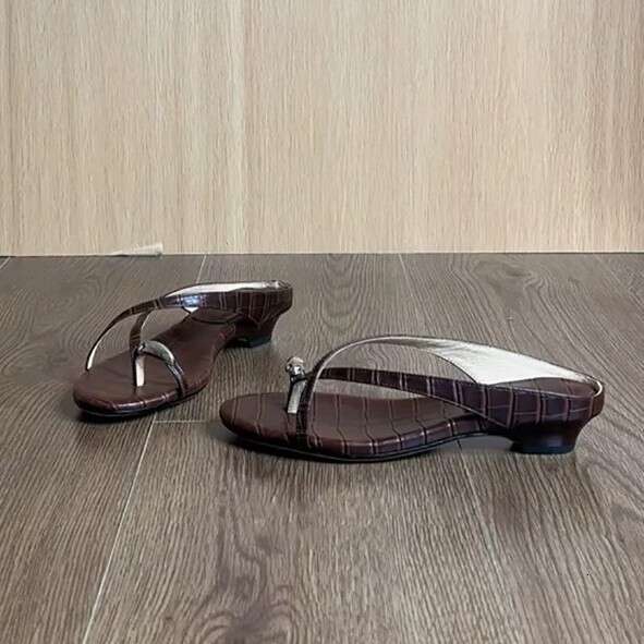 Cowhide Version ~ Korean Style Cross Toe Sandals for Women 2025 Summer New Beach Vacation Low Heel Outdoor Slippers