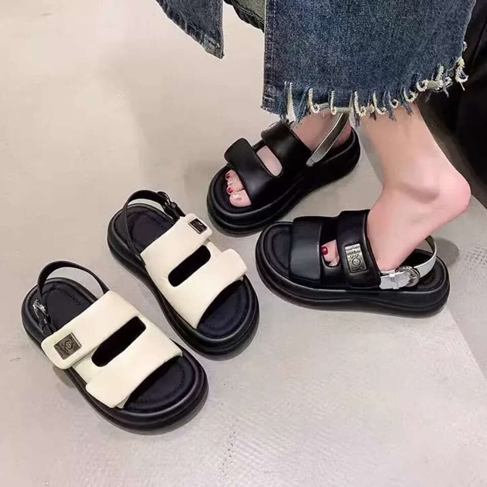Summer Woman Wedge Heel Sports Sandals 2024 Metal Buckle Sandles Women Platform Non Slip Beach Sandalias Black White Designer Shoes