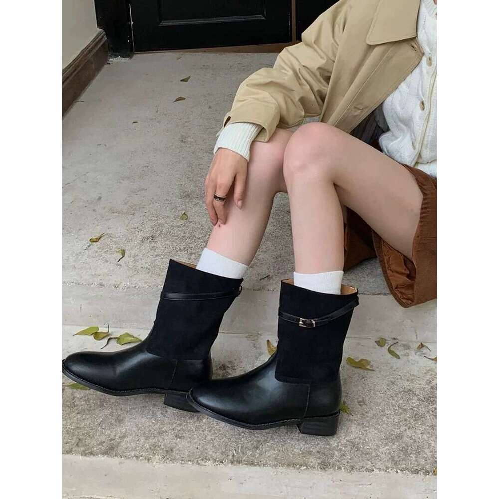 Korean Style White Short for Women 2024 New Autumn Winter Wide Tube Round Toe Chunky Heel Western Cowboy Belt Buckle Martin Boots