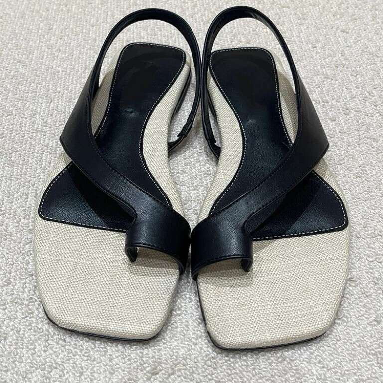 Cowhide Version ~ Row Style Square Flat Ring for Women 2025 Summer Versatile Open Toe Beach Roman Sandals