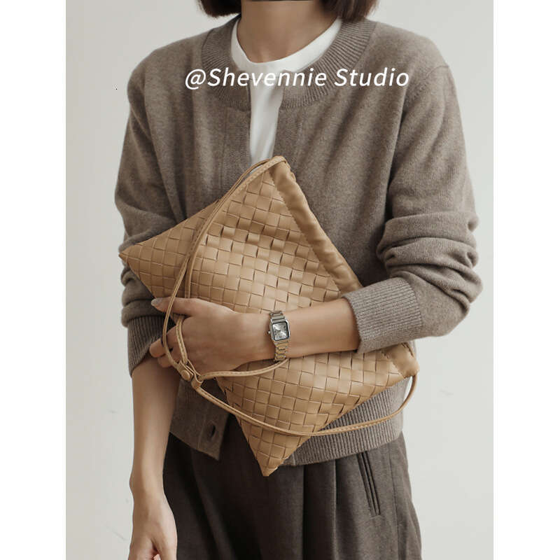 Tote Bag Braided Handbag Genuine Leather Trash Single Shoulder Underarm Handheld Drawstring Lucky Casual Crossbody Fashion Women S Bag Shoulder Bag