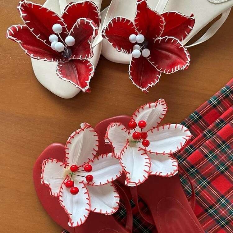 Cowhide Version ~ Niche Floral Thin Toe Post Sandals for Women Summer Outdoor 2025 New Beach Cat Heel Slippers