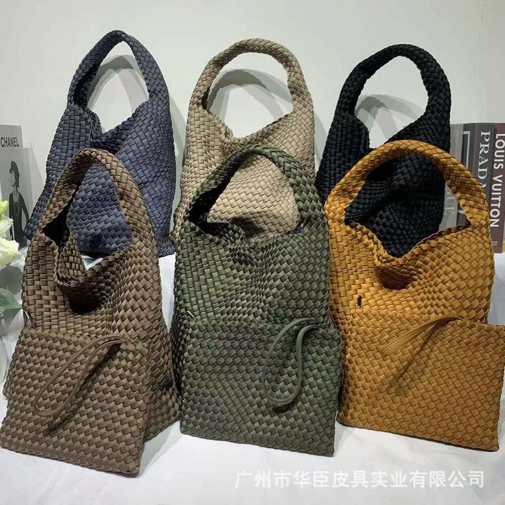 Tote Bag Handwoven Tote Large Capacity Mother Daughter Trendy Soft Handbag Mommy Bag Shoulder Bag Braided Handbag