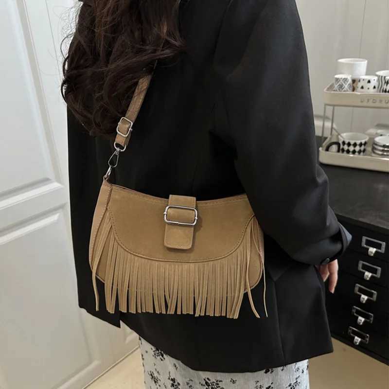 Vintage Tassel Crossbody Bags For Womens Gift Casual Adjustable Strap Fringe Shoulder Bag For Daily Use/Leisure Vacation XJ2520528